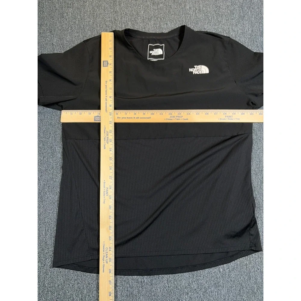 The North Face Mens Black Reflective Active Training Performance T-Shirt Large
